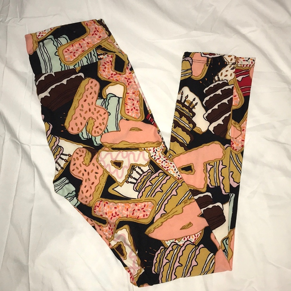 Lularoe 4th birthday leggings. NEW OS